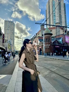 Flight Attendants Trade Uniforms for Glamorous Off-Duty Fashion Styles - image 7