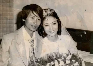 Vietnamese Celebrities Share Nostalgic Vintage Wedding Photos of Their Parents - image 0