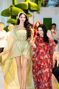 Modern Elegance: The New Collection by Designer Thanh Huong Bui - image 1