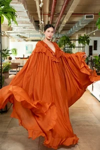 Modern Elegance: The New Collection by Designer Thanh Huong Bui - image 0