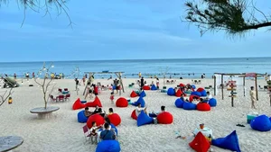 Family Trip to Quang Binh: 4 Days 3 Nights for Only 6 Million Per Person - image 4