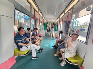 Video: 15 Years in the Making – Hanoi's Metro Nhon to Hanoi Station Opens - image 9