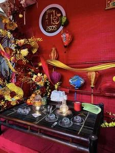Husband Creates Stunning DIY Tet Photo Studio for His Wife for Just 12 Million VND - image 6