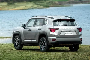 New Chinese SUVs Entering Vietnam to Compete with Hyundai Santa Fe - image 6