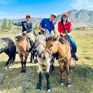 Mongolia Travel Guide: Explore the Nomadic Steppes on a Budget - image 1