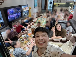 Inside the Elegant $400,000 Apartment of Celebrated Actor Trung Ruoi - image 5