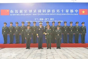 Celebrating the 10th Vietnam-China Border Defense Friendship Exchange - image 8