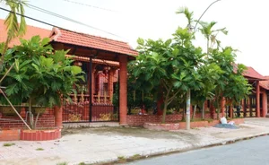 Inside Vietnam's Largest Ceramic Mansion: A Masterpiece of Traditional Craftsmanship - image 6