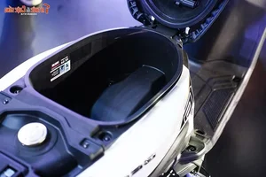 Yamaha Gear Hybrid Arrives in Vietnam: A Formidable Rival to the Honda Vision Starting at 30.4 Million - image 11
