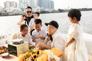 The Luxurious Life of Fashion Designer Do Manh Cuong and His Children - image 5