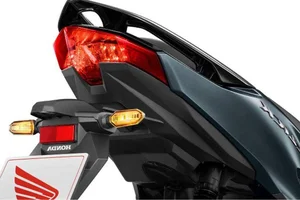 2025 Honda Click 125 Review: The Perfect Urban Commuter - image 8