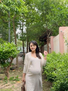 Showbiz Updates: Thu Quynh Embraces Motherhood and Do Thi Ha Glows in Thailand - image 5