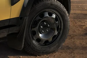 Land Rover Defender Trophy Edition Launched: Rugged Luxury Starting from 2.9 Billion VND - image 6