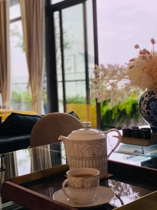Inside the Stunning Nature Filled and Artistic Home of Singer Tung Duong
