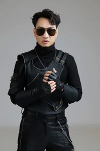 Vietnamese Celebrities Share Experiences After Unexpected Earthquake Tremors - image 0