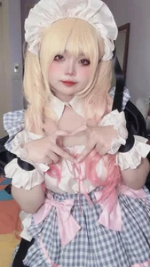 Viral Beauty: Popular Cosplayer Stuns Fans by Revealing Her Natural Look - image 5