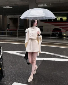 True Elegance: How Natural Charisma Elevates Budget Fashion to Luxury Heights - image 0