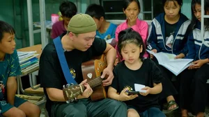 A Father and Daughter’s Journey: Finding Connection Across Thousands of Miles with Nấm - image 11