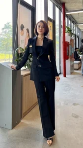 Vietnamese Drama Controversy: Fans Call for a VTV Beauty to Replace Hoang Thuy Linh in Latest Series - image 6