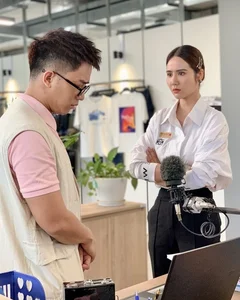 Vietnamese Drama Controversy: Fans Call for a VTV Beauty to Replace Hoang Thuy Linh in Latest Series - image 2