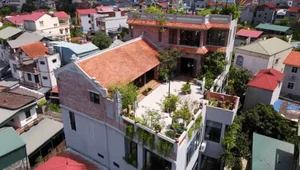 Inside a Stunning and Unique 500sqm Luxury Villa in Hanoi - image 12