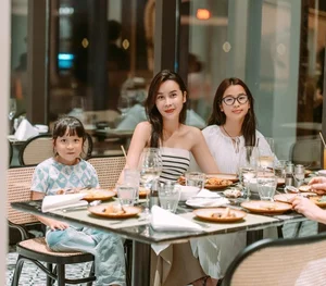 Charming Beauty at 13: A Look at Luu Huong Giang's Daughter - image 5