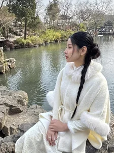Vietnamese Star Huong Giang Radiates Grace and Postpartum Beauty - image 2