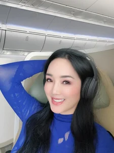Vietnamese Star Huong Giang Radiates Grace and Postpartum Beauty - image 0