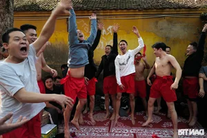 The Vibrant Dong Ky Firecracker Festival: Welcoming Spring in Northern Vietnam - image 19