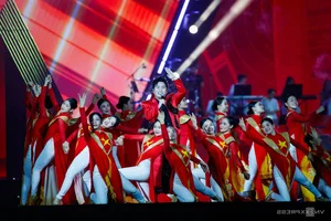 Over 50,000 Fans Gather for Historic National Concert Event - image 0