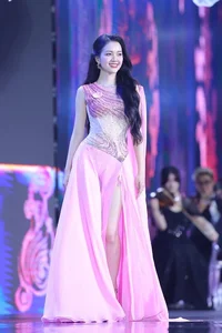 Rising Star Nguyen Hoang My Van: A Potential Contender for the Miss Vietnam Title - image 2