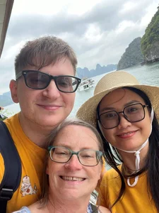 The Fairy Tale Romance of an American Man and a Girl from Nghe An - image 2