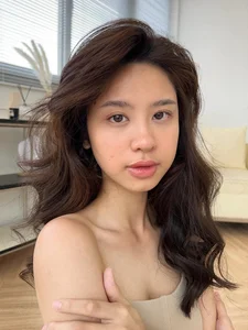 Unfiltered Truth: How Unhealthy Eating Habits Impacted This Natural Beauty's Look - image 3