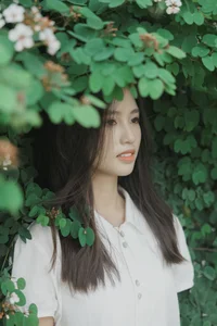 YiTuYu Art Language Vol.9952: Ai He Zhen Zhu Niu Nai Photo Collection - image 24