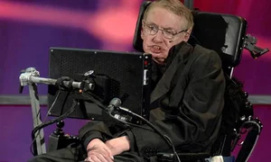 Stephen Hawking and the Mind-Bending Reality of Time Travel and Time Machines - image 1