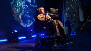 Stephen Hawking and the Mind-Bending Reality of Time Travel and Time Machines - image 5