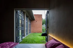 Beat the Heat: Stunning Tropical House Design in Bustling Saigon - image 13