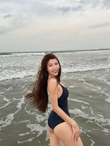 Trang Phap Shines with Glamorous and Youthful Style Post Breakup - image 4