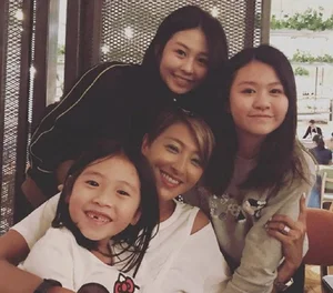 Billionaire’s Wife and Her Daughters: Overcoming Scrutiny with Grace - image 5