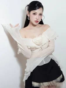 Vietnamese Comedian Puka Shows Off Stunning Post-Pregnancy Glow Three Months After Giving Birth - image 12