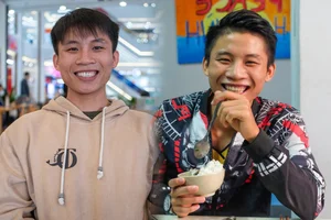 From Street Child to Success: The Inspiring Life Journey of Quyết - image 3