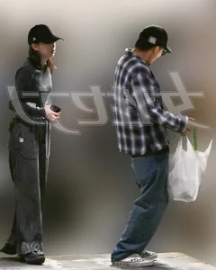 Popular Korean Actress Sparks Dating Rumors After Being Spotted at Male Co-Star’s Home, Netizens React with Mixed Emotions - image 1
