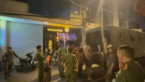 Police Bust Major Illegal Ring Disguised as Restaurant for Foreigners - image 4