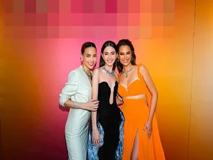 Ho Ngoc Ha and Liu Yifei Stunning Photo Together Sparks Global Viral Sensation - image 2