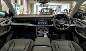 Audi Q8 S Line 2024 Arrives in Vietnam with Premium Pricing - image 5