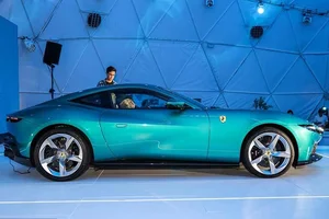 Experience the All-New Ferrari Amalfi 2026: A Masterpiece of Italian Luxury and Performance for the Modern Grand Tourer Enthusiast - image 9