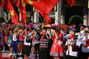General Phan Van Giang's Outstanding Diplomatic Visit to China - image 12