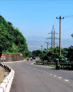 Ultimate Guide to Conquering the Hai Van Pass: Essential Tips for Every Traveler - image 5