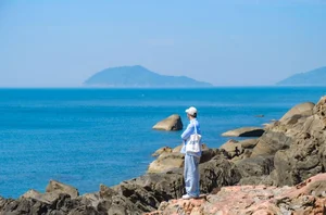 Discover Bai Da Den: A Hidden Natural Paradise in Da Nang - image 7
