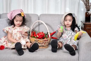 Van Trang and Husband Share Adorable Photos of Twin Daughters - image 1